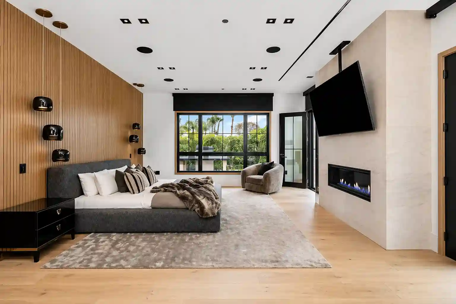 Bedroom Home Interior Design | Integration of smart technologies